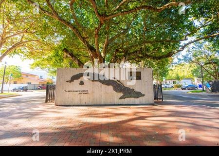 Miami, Florida, Stati Uniti - 12 aprile 2024: Jose Marti Memorial Miami Calle Ocho Foto Stock