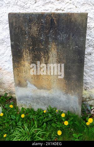 Lapide di Elizabeth e Thomas Washington nella chiesa di Saint Oswald Warton, Lancashire, Inghilterra Foto Stock