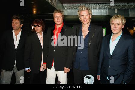 DURAN DURAN LANCIA IL LORO NUOVO ALBUM 'ASTRONAUT', SYDNEY, AUSTRALIA 23 AGOSTO 2004-DURAN DURAN...PICS : PAUL LOVELACE Foto Stock