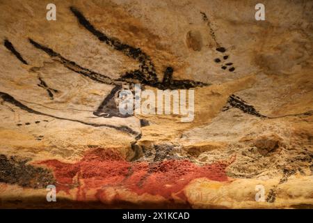 Lascaux IV, International Center for Cave Art (Centre International de l'art pariétal) presenta, tra le altre cose, un facsimile completo di tutti i Foto Stock