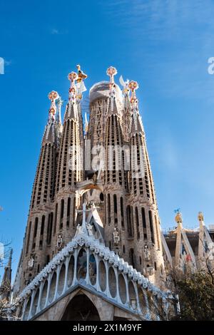 Türme der im Bau befindlichen Basalika Sagrada Familia, römisch-katholische Basilika von Antoni Gaudi a Barcellona, spagnolo Barcellona Katalonien Spani Foto Stock