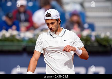 Barcellona, Spagna. 17 aprile 2024. barcellona Open tennis atp 500 Lorenzo Musetti vs Roberto Carballes Baena, baena vince nella foto: Lorenzo Musetti News Sports - Barcellona, Spagna mercoledì 17 aprile 2024 (foto di Eric Renom/LaPresse) crediti: LaPresse/Alamy Live News Foto Stock