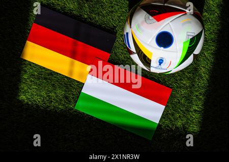 LIPSIA, GERMANIA, 17 APRILE 2024: Germania vs Ungheria, Euro 2024 partita di calcio del gruppo A A A Stoccarda Arena, Stoccarda, 19 giugno 2024, palla ufficiale su g Foto Stock