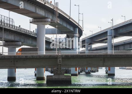 Svincolo autostradale, città di Busan, Corea del Sud. Gwangandaegyo o Diamond Bridge Foto Stock