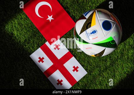 MONACO DI BAVIERA, GERMANIA, 17 APRILE 2024: Turchia contro Georgia, partita di calcio del gruppo F Euro 2024 al BVB Stadion Dortmund, Dortmund, 18 giugno 2024, ballo ufficiale Foto Stock