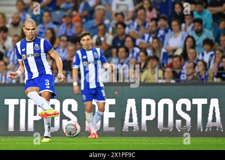 17 aprile 2024: Dragon Stadium, Porto, Porugal: TACA del Portogallo semifinale, FC Porto contro Victoria: Pepe di Porto Foto Stock