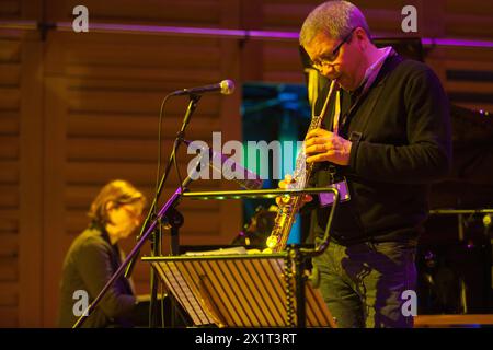 Un archivio di immagini di suoni e performance di musicisti jazz nel Regno Unito e in Europa Foto Stock