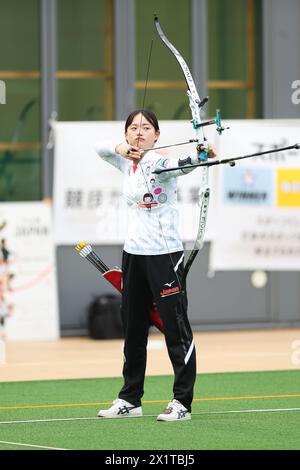 Ajinomoto National Training Center Archery Field, Tokyo, Giappone. 18 aprile 2024. Waka Sonoda (JPN), 18 APRILE 2024 - Tiro con l'arco: Japan National Team Training per i Giochi Olimpici di Parigi 2024 presso Ajinomoto National Training Center Archery Field, Tokyo, Giappone. Crediti: Naoki Morita/AFLO SPORT/Alamy Live News Foto Stock
