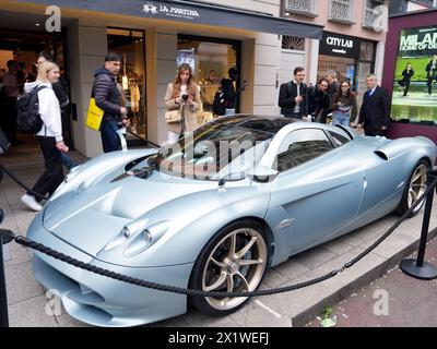 Milano, Italia. 18 aprile 2024. Milano - Argentine Design Initiative a la Martina per la Milano Design Week, Fuorisalone, Salone del Mobile Brera Design District, nella foto Car Pagani Huayra coda lunga in corso Garibaldi, 1 solo utilizzo editoriale Credit: Independent Photo Agency/Alamy Live News Foto Stock