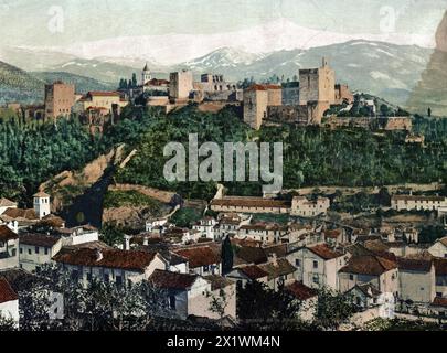 Granada. Vista generale de la Alhambra y Sierra Nevada, Spanien, um 1890, Historisch, digital restaurierte Reproduktion von einer Vorlage aus dem 19. Foto Stock