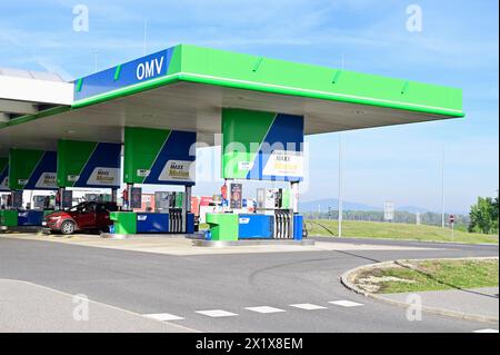 Burgenland, Austria. Stazione di servizio OMV Foto Stock