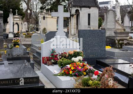 Una tomba di Jacques Chirac nel cimitero di Montparnasse, Parigi, Francia. Era un politico francese che servì come presidente della Francia. Prima era un prime Foto Stock