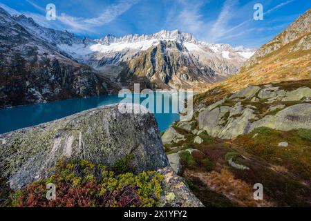 Mattina d'autunno nelle Alpi; Svizzera, Cantone di Uri, Göscheneralp Foto Stock