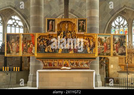 Altare maggiore passione e risurrezione di Gesù nella chiesa parrocchiale protestante di S.. Michael, Schwäbisch Hall, Baden-Württemberg, Germania Foto Stock