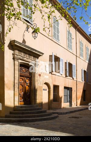 Porta del Palazzo Vescovile, Aix-en-Provence, Francia. Foto Stock