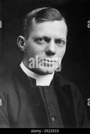 Rev. G. K. A. Bell (decano di Canterbury), tra c1910 e c1915. Foto Stock