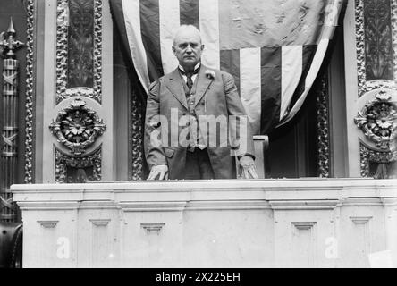 Speaker Clark, 1911 anni. Mostra il presidente della camera Jame Beauchamp "Champ"Clark in piedi nel rostrum della camera dei rappresentanti, Campidoglio degli Stati Uniti, Washington, D.C. Foto Stock