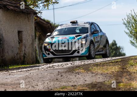 Zagabria, Croazia. 19 aprile 2024. KRASIC -SOCICE, CROAZIA - 19 APRILE: Wolfgang Irlacher (Germania) e Elke Irlacher (Germania) dal Team Wolfgang Irlacher in una Peugeot 208 Rally4 durante il giorno due il 19 aprile 2024 a Krasic - Sosice, Croazia. Foto: Igor Kralj/Pixsell credito: Pixsell/Alamy Live News Foto Stock