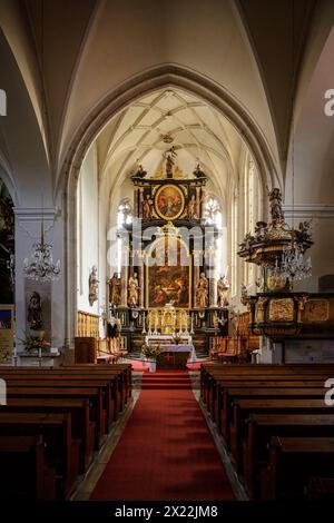Altare nella chiesa parrocchiale dell'assunzione di Maria, patrimonio mondiale dell'UNESCO "Wachau Cultural Landscape", Weißenkirchen in der Wachau, bassa Austria, A Foto Stock