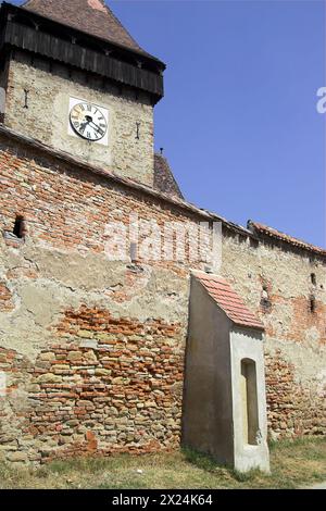 Axente Sever, Rumänien, Romania; frammento di chiesa fortificata dall'esterno; Teil einer Wehrkirche von außen; frammento de una iglesia fortificada Foto Stock