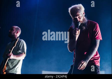 Konzert von Team Scheisse a Berlino am 19.04.2024 spielte die Punkband Team Scheisse ein Konzert in der ausverkauften Berliner Columbiahalle., Berlin Berlin Deutschland Neukölln *** Team Scheisse concerto a Berlino il 19 04 2024 il gruppo punk Team Scheisse ha suonato un concerto nella Columbiahalle di Berlino , Berlino Berlino Germania Neukölln Foto Stock