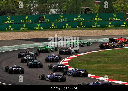 Shanghai, Cina. 20 aprile 2024. L'inizio di Sprint. 20.04.2024. Formula 1 World Championship, Rd 5, Chinese Grand Prix, Shanghai, Cina, Sprint e giorno di qualificazione. Il credito fotografico dovrebbe essere: XPB/Alamy Live News. Foto Stock