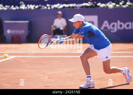 18 aprile 2024; Real Club de Tenis Barcelona 1899, Barcellona, Spagna: ATP 500 Barcelona Open Banc Sabadell Tennis, giorno 4; Mateo Arnaldi (ITA) Foto Stock