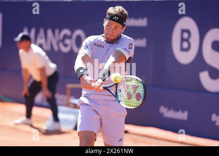 18 aprile 2024; Real Club de Tenis Barcelona 1899, Barcellona, Spagna: ATP 500 Barcelona Open Banc Sabadell Tennis, giorno 4; Casper Ruud (NOR) Foto Stock