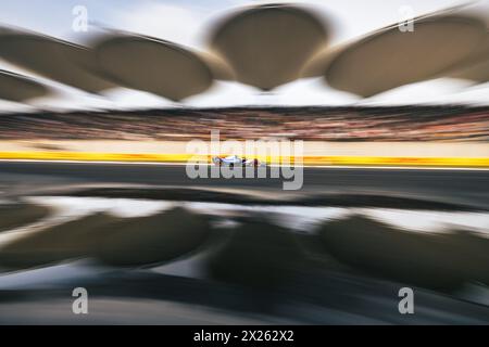 Shanghai, Cina. 20 aprile 2024. Daniel Ricciardo (AUS) camera e colazione VCARB 01. 20.04.2024. Formula 1 World Championship, Rd 5, Chinese Grand Prix, Shanghai, Cina, Sprint e giorno di qualificazione. Il credito fotografico dovrebbe essere: XPB/Alamy Live News. Foto Stock