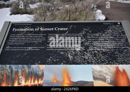 Flagstaff, Arizona. STATI UNITI 3/20/2024. Sunset Crater Volcano National Monument. Questo cono di cenere alto 1.120 metri eruttò intorno al 1085 d.C. lasciando lava Foto Stock