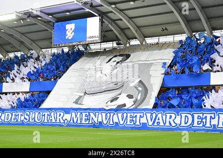 Il leggendario allenatore di calcio Sven-Göran Svennis Eriksson viene celebrato prima della partita di calcio di sabato tra l'IFK Gothenburg e l'IFK Norrköping a Gamla Foto Stock