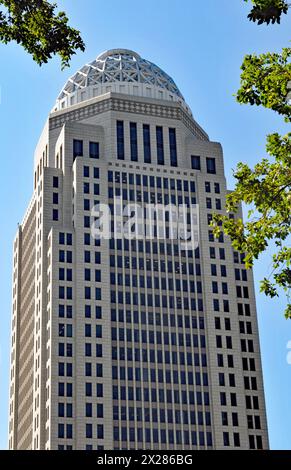 Il grattacielo del West Market del 400 nel centro di Louisville, Kentucky, è stato anche chiamato Capital Holding Building e Aegon Center. Foto Stock