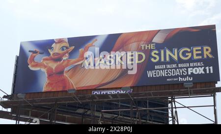 Los Angeles, California, USA 18 aprile 2024 The Masked Singer Billboard il 18 aprile 2024 a Los Angeles, California, USA. Foto di Barry King/Alamy Stock Photo Foto Stock