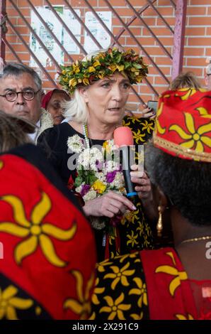 Francia. 21 aprile 2024. Marine le Pen, leader del gruppo parlamentare Rally Nazionale di destra durante una visita all'isola francese dell'Oceano Indiano di Mayotte il 20 aprile 2024. Foto di David Lemor/ ABACAPRESS.COM credito: Abaca Press/Alamy Live News Foto Stock