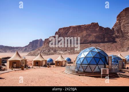 esclusivo campeggio di lusso nel deserto a wadi rum jordan Foto Stock