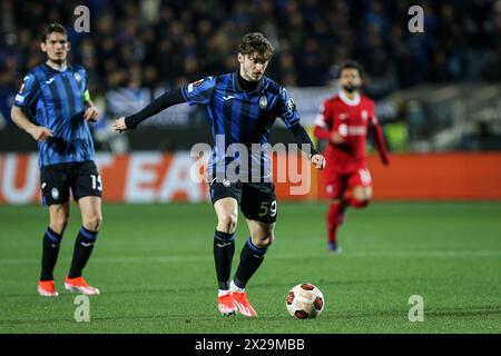 Bergamo, Italia, 18 aprile 2024. Aleksei MIranchuk durante la partita tra Atalanta e Liverpool per UEFA Europa League allo stadio Gewiss di Bergamo. Foto Stock