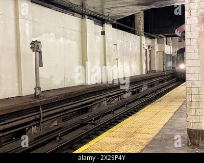 New York, Stati Uniti. 1 aprile 2023. Daily Life, New York, USA. Crediti: Nidpor/Alamy Live News Foto Stock