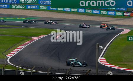 Shanghai, Cina. 21 aprile 2024. I piloti gareggiano nel Gran Premio di Formula 1 cinese al circuito internazionale di Shanghai, in Cina, il 21 aprile 2024. Crediti: Xia Yifang/Xinhua/Alamy Live News Foto Stock