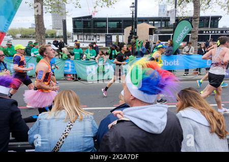 Londra, Regno Unito. 21 aprile 2024 Maratona di Londra TCS 2024. Crediti: Matthew Chattle/Alamy Live News Foto Stock
