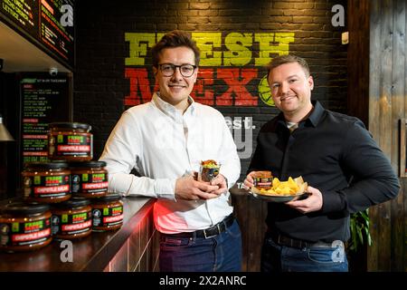 Fresh Mex, Lothian Road, comproprietari Robbies (occhiali) e Chris Moult Foto Stock
