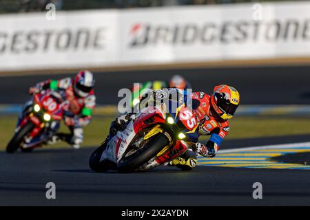 55 SUCHET Sebastien, (sui), SUCHET Valentin, (sui), RAYMOND Guillaume, (fra), HONDA CBR 1000 R, NATIONAL MOTOS, (fra), Superstock, azione durante la 24 ore motociclistica di le Mans 2024 dal 18 al 21 aprile, a le Mans, Francia - foto Alexandre Guillaumot / DPPI Foto Stock