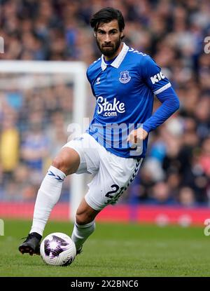 Liverpool, Regno Unito. 21 aprile 2024. Andr Gomes dell'Everton durante la partita di Premier League al Goodison Park di Liverpool. Il credito per immagini dovrebbe essere: Andrew Yates/Sportimage Credit: Sportimage Ltd/Alamy Live News Foto Stock