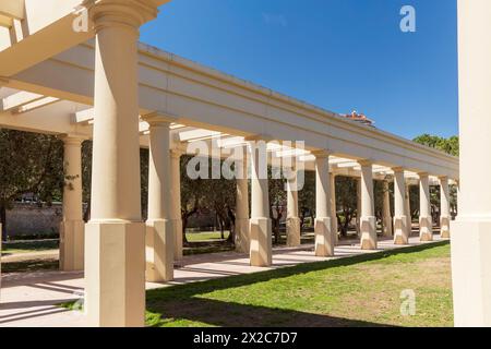 La sala giochi si trova all'interno dei giardini Jardins del Turia a Valencia, Spagna. Foto Stock