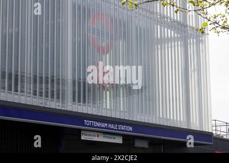 Londra, Regno Unito. 8 aprile 2023. Vista della stazione di Tottenham Hale nel nord di Londra. (Foto di Steve Taylor/SOPA Images/Sipa USA) credito: SIPA USA/Alamy Live News Foto Stock