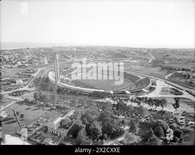 Vecchia fotografia dello stadio del Centenario a Montevideo Uruguay. La fotografia è del 1937, dei quartieri di Park Batlle e Pocitos. Foto Stock