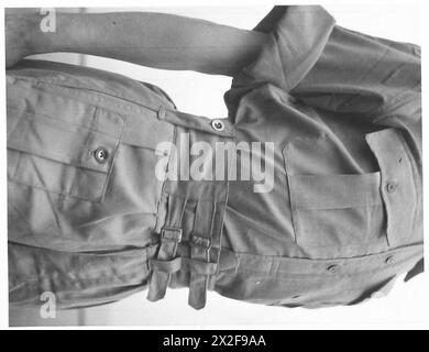 Un soldato dell'esercito britannico indossa abiti tropicali, progettati per il servizio nei climi oltremare. Foto Stock