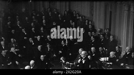 LA VISITA DEL SIGNOR CHURCHILL IN AMERICA. 26 DICEMBRE 1941, SENATO, WASHINGTON DC, USA. La scena all'interno della camera del Senato durante il discorso del primo Ministro al Congresso Foto Stock