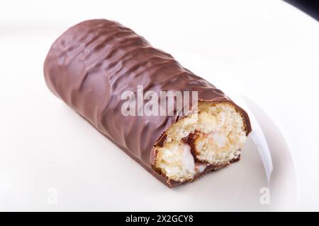 Mini rotolo al cioccolato Foto Stock