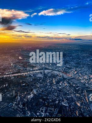 Vista aerea di Londra al tramonto Foto Stock