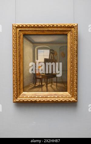 Oelgemaelde Caspar David Friedrich in Seinem Atelier von Georg Friedrich Kersting, Sonderausstellung Unendliche Landschaften vom Maler der Romantik Caspar David Friedrich, in der Alten Nationalgalerie, Hochformat, AM 19.04.2024 in Berlin Mitte, nur fuer redaktionelle Zwecke, solo uso editoriale alte Nationalgalerie ecc - Berlino *** Pittura ad olio Caspar David Friedrich nel suo studio di Georg Friedrich Kersting, mostra speciale paesaggi infiniti del pittore romantico Caspar David Friedrich, nell'alte Nationalgalerie, formato ritratto, il 19 04 2024 a Berlin Mitte, solo per uso editoriale, Foto Stock